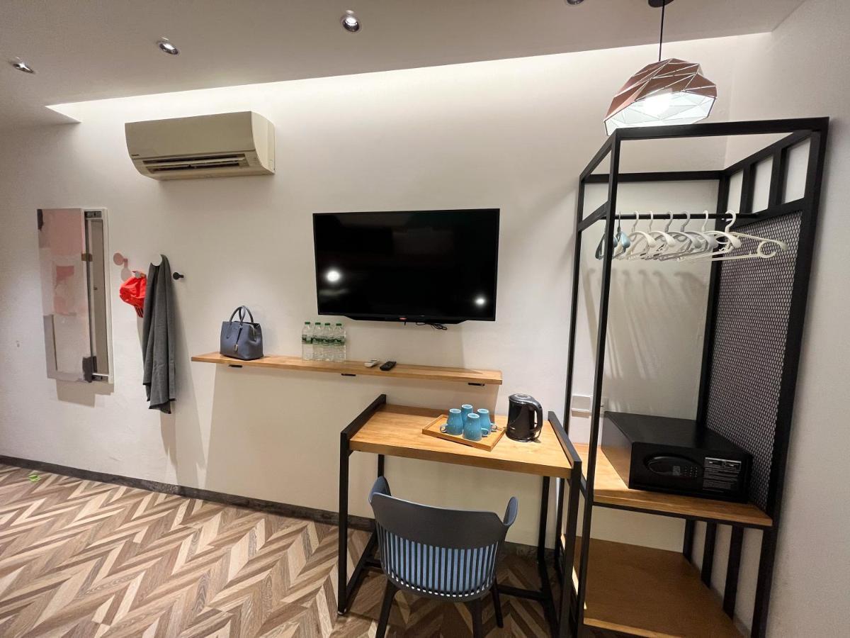 Apple 1 Queensbay * Bayan Lepas